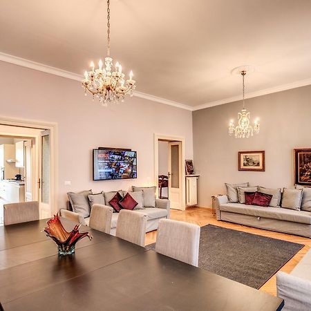The Great Retro Apartment Rome Bagian luar foto