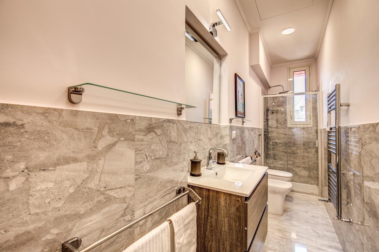 The Great Retro Apartment Rome Bagian luar foto